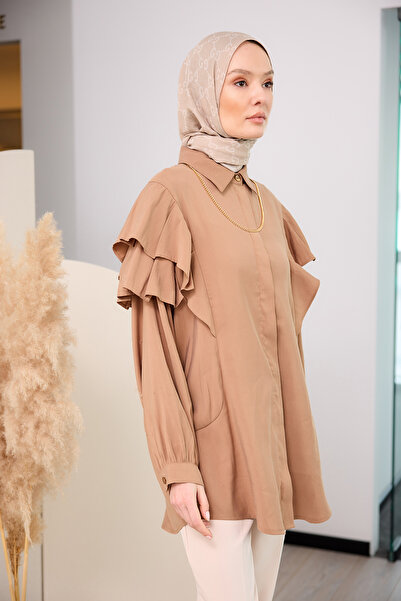 LOCCO Women's Hidden Button Shirt with Mink Ruffles