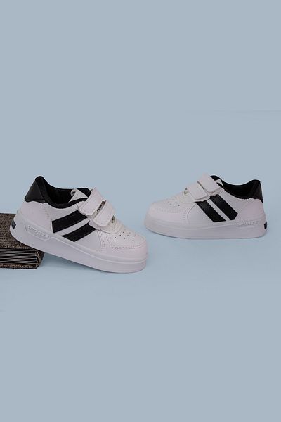 Kinlee Lighted Comfortable Kids Baby Sneakers - Non-Slip Sole Lighted Sneakers