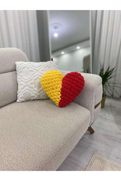 Home Taraftar Kalp Yastık – Takım Renklerinde Dekoratif Yastık / Galatasaraylı Yastık