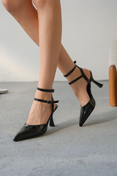 MODAADAM Kadın Reyes Sivri Topuklu Ayakkabı - siyah-rugan