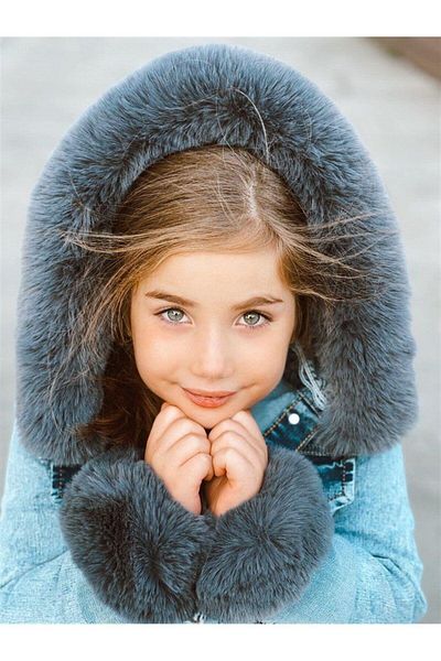 Hilal Akıncı Kids Girl's Hooded Blue Denim Jacket with Fur Detail on Sleeves