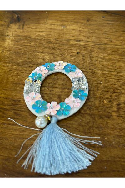 Gönülden Tasarım Flower Sequin Sequin Tassel O Letter Coat of Arms Sewing Applique 8X7 cm