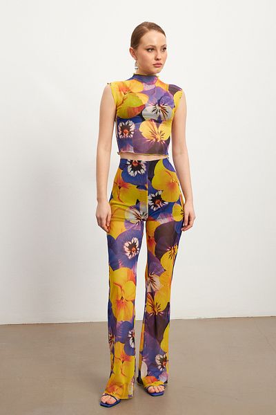 MODAGEN Women's Round Neck Multicolor Print Bottom Top Pants Suit