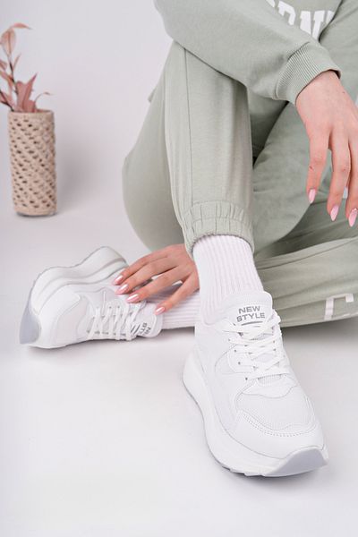 McDark Women's White Thick Sole Sneaker Shoes