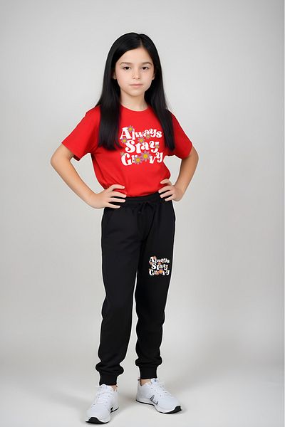 FYK COLLECTİON Stay Groovy Printed Girls Short Sleeve T-Shirt and Sweatpants Set
