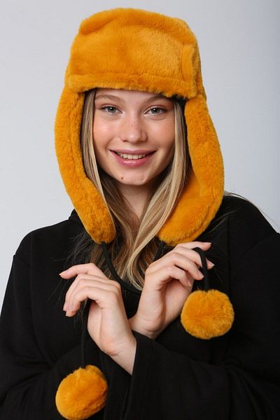 Luminos Butik Saffron Plush Hat - Beanie with Pompom, Fur and Headphones 1103