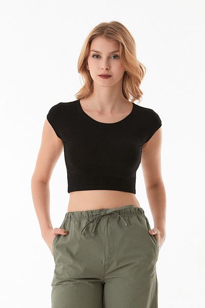 Fulla Moda Basic Crew Neck Crop T-Shirt