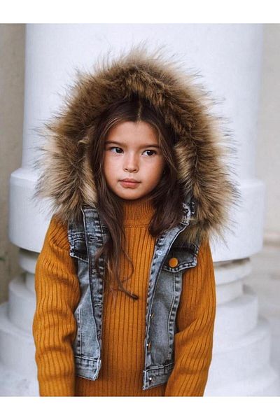 Hilal Akıncı Kids Hooded Plush Sweater and Denim Jacket Set
