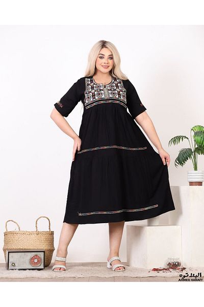 Genrics Comfortable and flowing embroidered cotton midi jalabiya