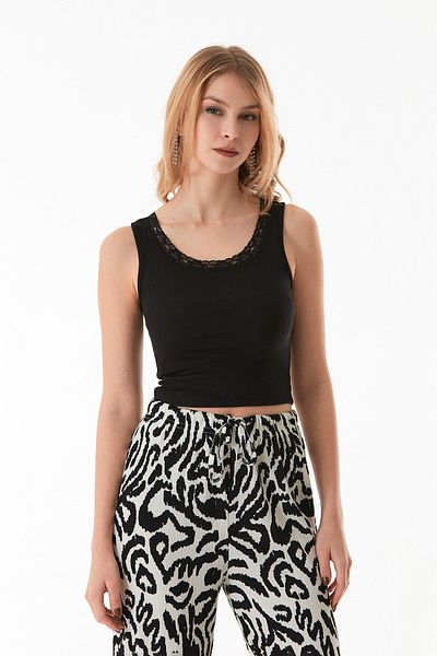 Fulla Moda Body din dantelă cu nervuri