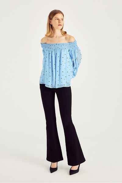 Naramaxx Madonna Collar Blouse