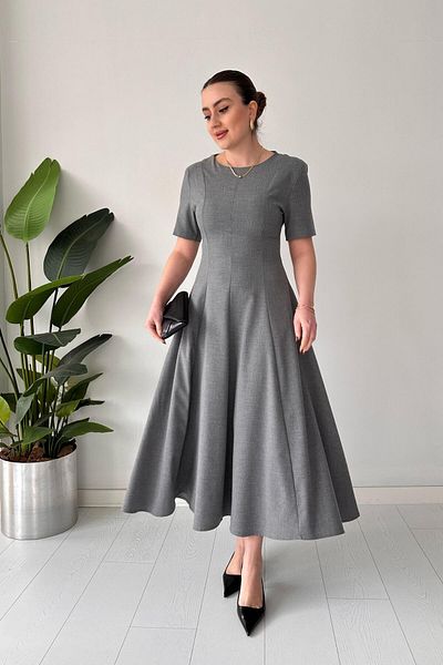 MaziButik Gray Pleated Straight Dress