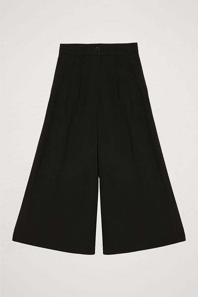 Quzu Pleat Detailed Wide Leg Trousers Black