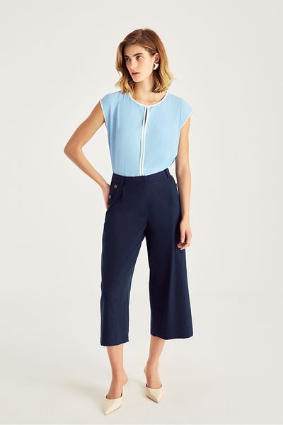 Naramaxx Button Detailed Short Trousers