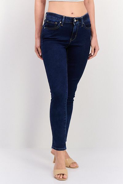Levi's بنطلون جينز نسائي ضيق قابل للتمدد، أزرق داكن