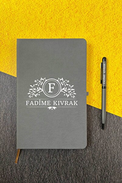 HediyeHanesi Kişiye Özel İsimli Gri Ajanda Not Defteri ve Kalem Seti 2413B1008
