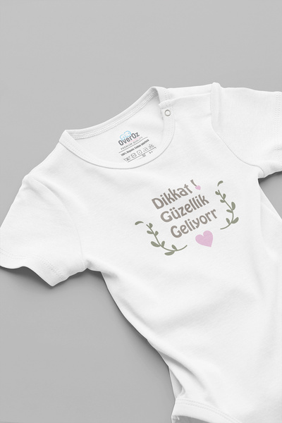 Overoz Organik %100 Pamuk Dikkat Güzellik Geliyor Bebek Body  Çıtçıtlı Zıbın ...