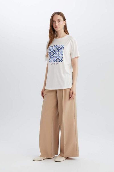 DeFacto New Season Regular Fit Crew Neck Ethnic Patterned Short Sleeve T-Shirt