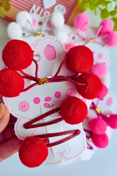 Nisankids Glittery Pompom Buckle Set (2 Pieces of Rubber, 2 Pieces of Snap Buckle)