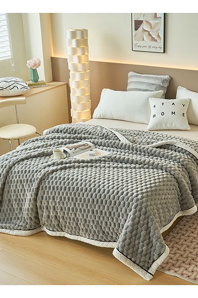 sharpdo Light Luxury Short Hair Thickened Blanket, Suitable for Office Nap Blanket Sofa Blanket