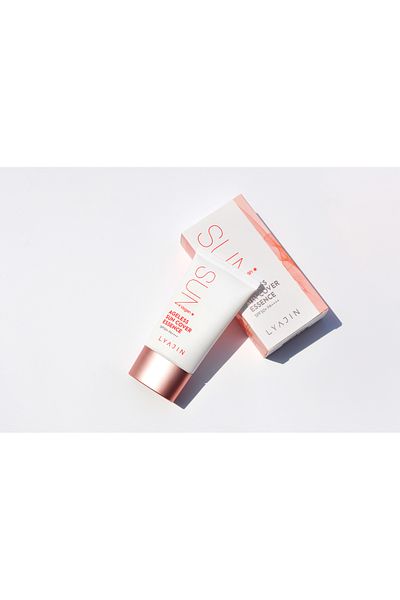 LYAJIN Ageless Suncover Brightening Sunscreen Essence 50 ml - Vegan