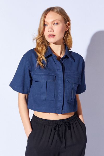 Manche Indigo Crop Gabardine Front Pocket Detailed Shirt |   Mkw 167568 -01