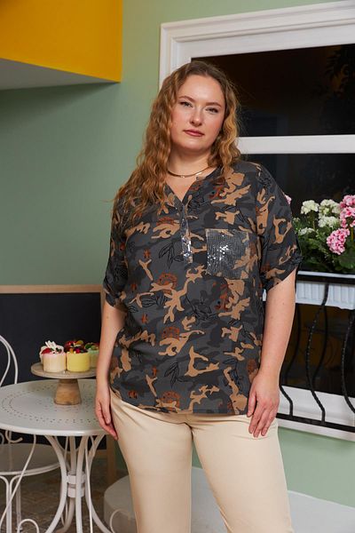 RMG Plus Size Camouflage Patterned Blouse