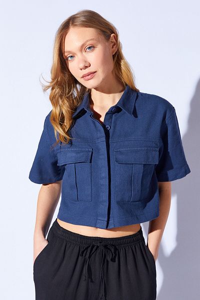 Manche Indigo Crop Gabardine Front Pocket Detailed Shirt |   Mkw 167568 -01