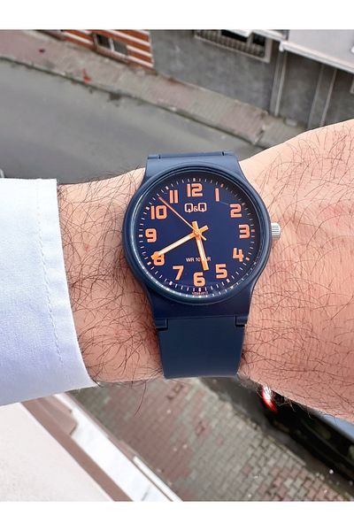 Q&Q Waterproof Unisex Wristwatch 3b1091