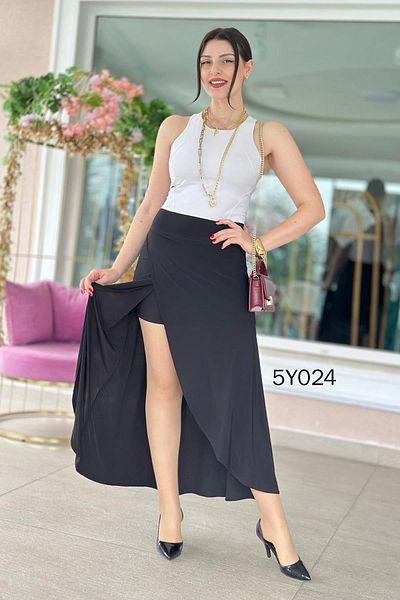 İnce Topuk Sandy Skirt with Asymmetrical Cut Shorts 5Y024