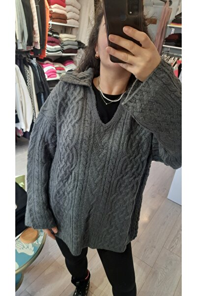 ALVWOMAN سترة رمادية محبوكة بياقة بولو