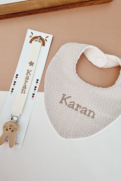 BABYHANDLOVE İsimli Gri Renk Ahşap  Klipsli Emzik Askısı  ve Havlu Destekli Ö...