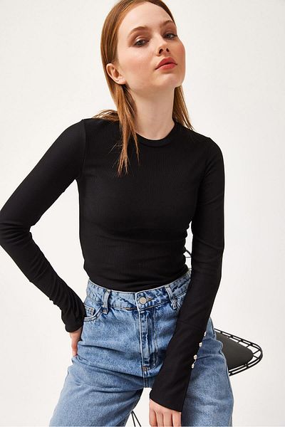 CALİENTE Buttoned Sleeve Crew Neck Blouse Black