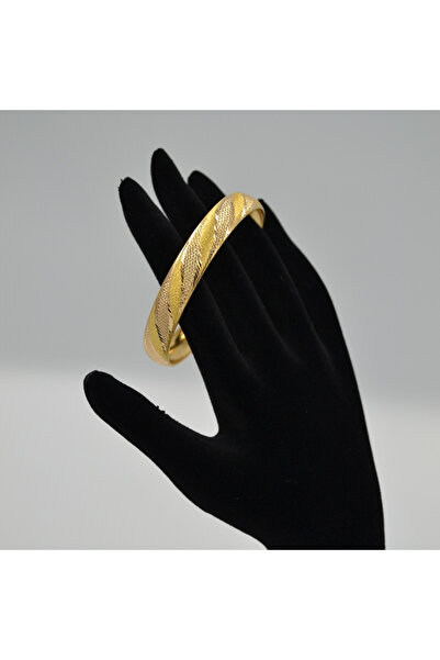 15 Gr 22 Ayar Simyaprak Desenli Altın Bilezik