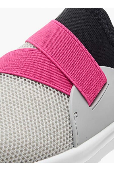 Dash Textured Slip-On Sneakers