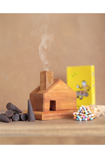 Home 3'lü Ahşap Evi Tütsülük+ 10lu Konik Tütsü + 20lı uzun renkli Kibrit Seti (HER ŞEY DAHİL)