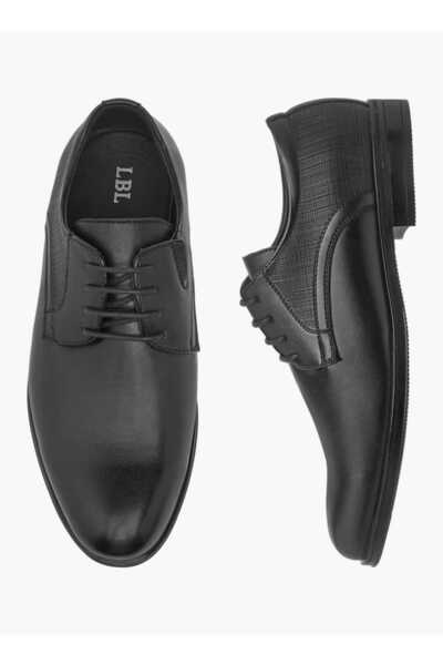 LBL by Shoexpress حذاء ديربي من LBL by Shoexpress بتصميم مزخرف مع رباط للإغلاق