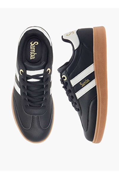 Samba حذاء رياضي نسائي من سامبا بأجزاء متداخلة يصل إلى الكاحل مع رباط للإغلاق