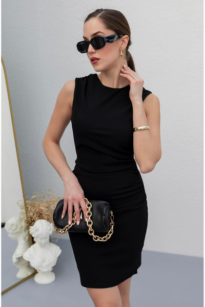 Butik Aura Mou Siyah Drapeli Sıfır Kol Mini Elbise