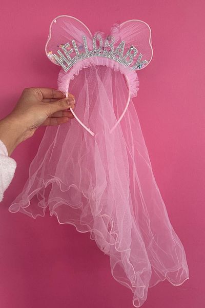 TAKIŞTIR تاج مكتوب عليه Hello Baby باللون الوردي مع تفاصيل من التول