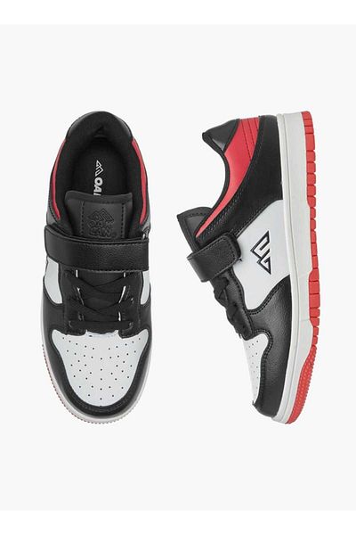 Oaklan by Shoexpress Panelled Sneakers with Hook and Loop Closure