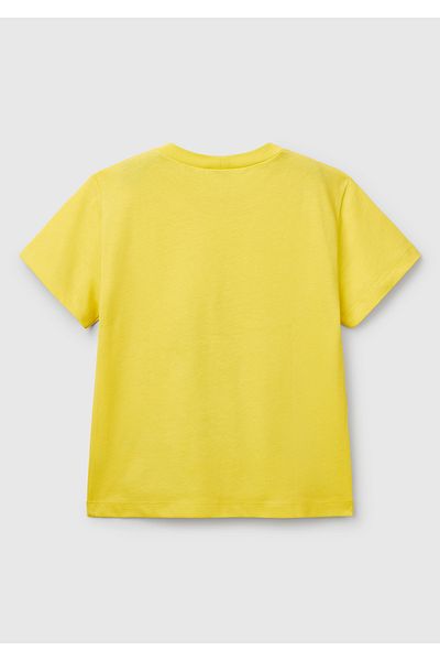 United Colors of Benetton تي شيرت للأولاد مطبوع عليه الفول السوداني باللون الأصفر