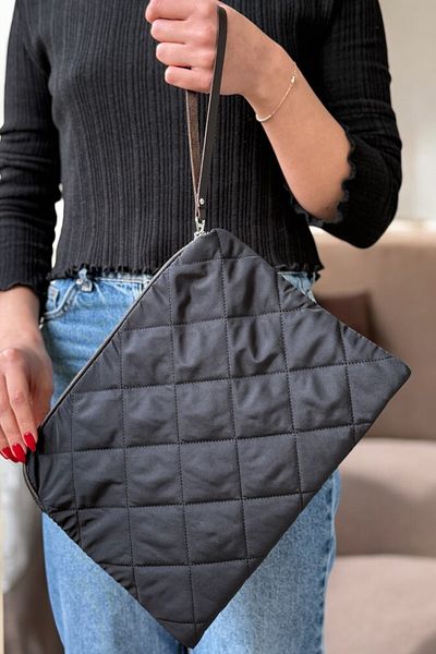 Aggu Bebe Non's Black Quilted Clucht & Portfolio Unisex Bag