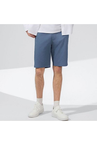 Giordano شورت برمودا رجالي بقصّة Slim Fit من قماش التويل