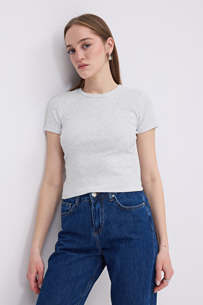 Addax P13343U6 Базова футболка з вирізом горловини