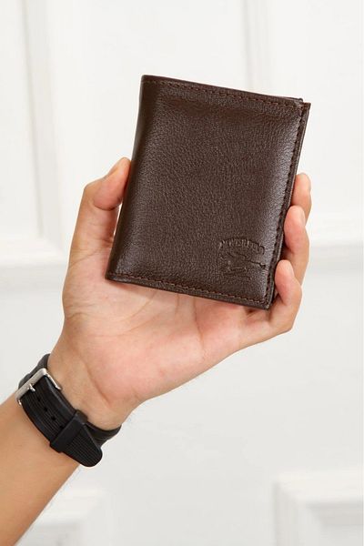 Newish Men's Vegan Leather Wallet with Coin Compartment and Card Holder