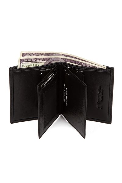 Newish Polo Men's Genuine Leather Wallet and Card Holder