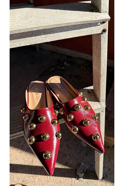 Eataly Shoes Pointed Toe Gold Buckle Slippers Claret Red Model