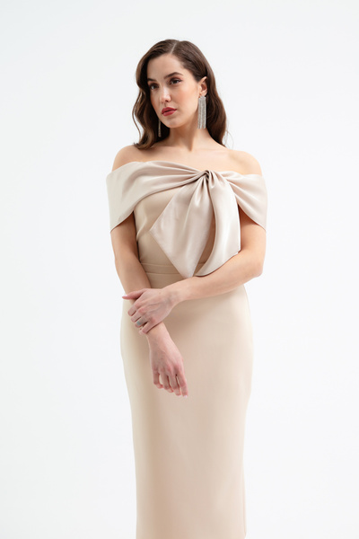 Lafaba Kadın Bej Yaka Detaylı Söz Nişan Nikah Abiye Elbise