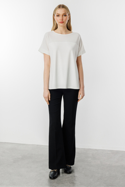 Butik Triko Short Sleeve Crew Neck Blouse